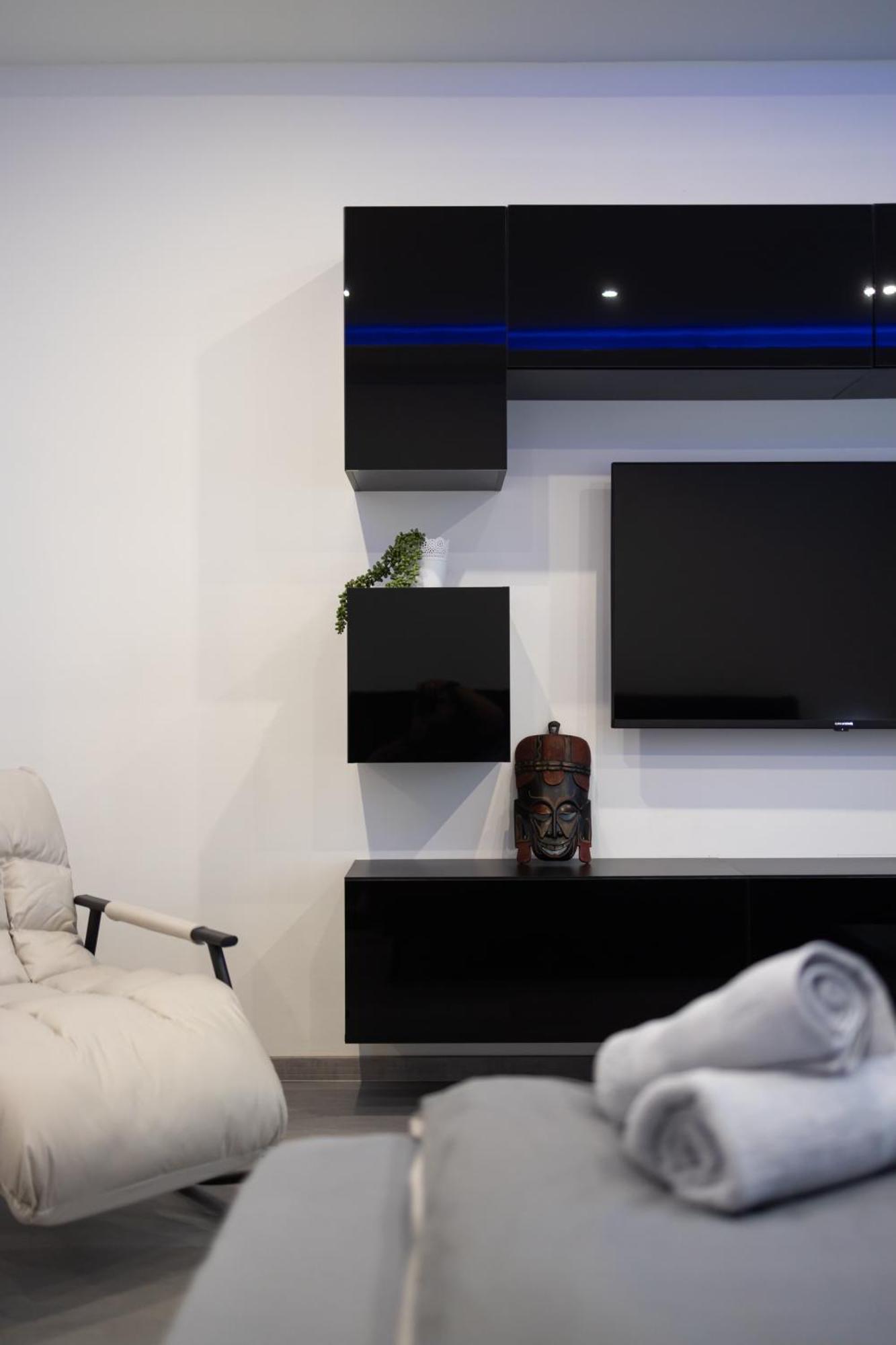 Fonix Apartman Debrecen Buitenkant foto
