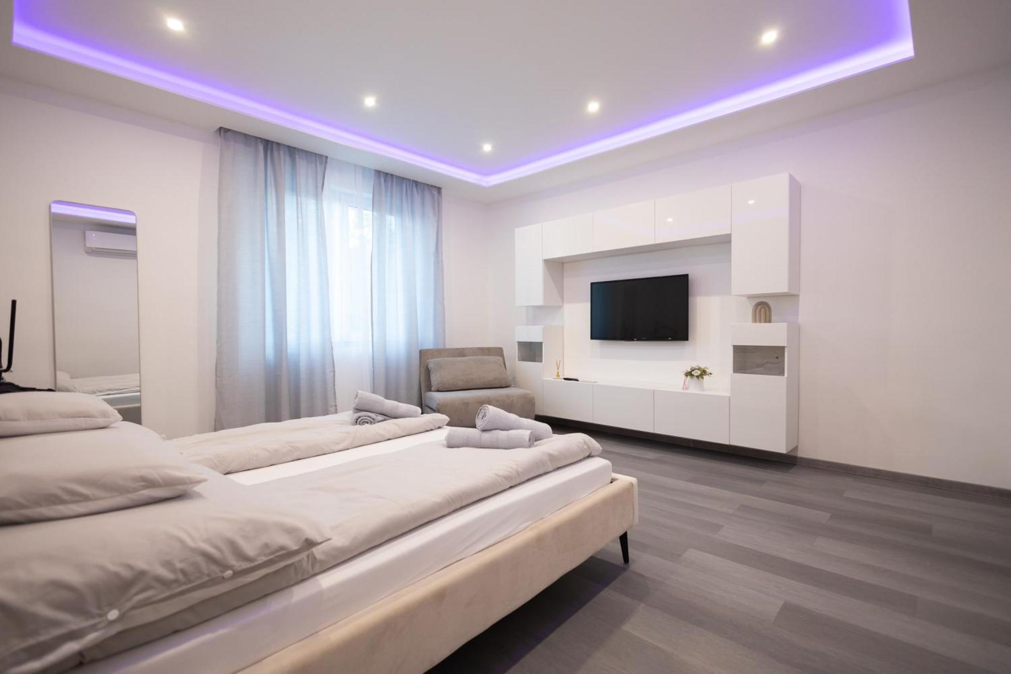 Fonix Apartman Debrecen Buitenkant foto