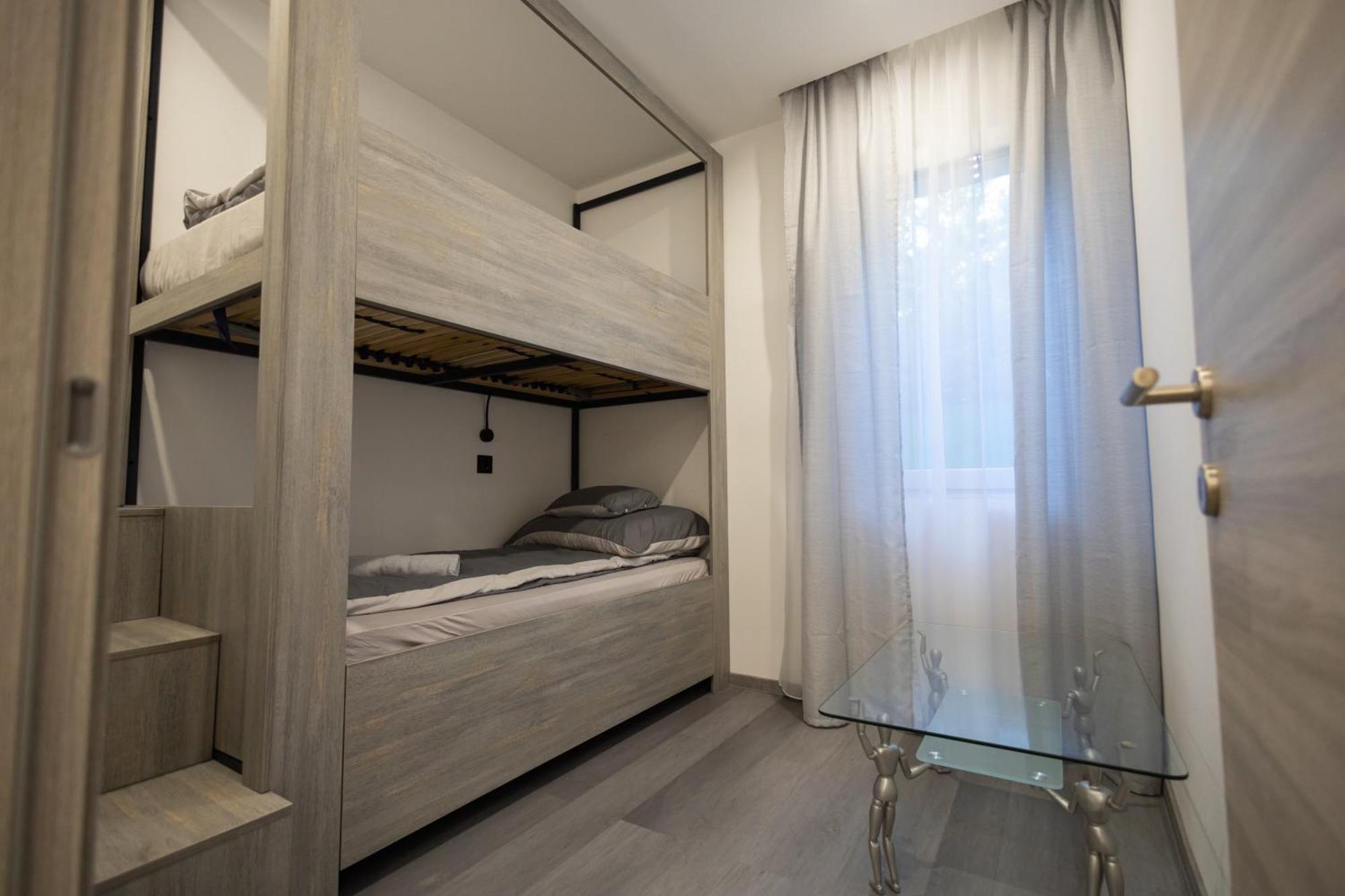 Fonix Apartman Debrecen Buitenkant foto