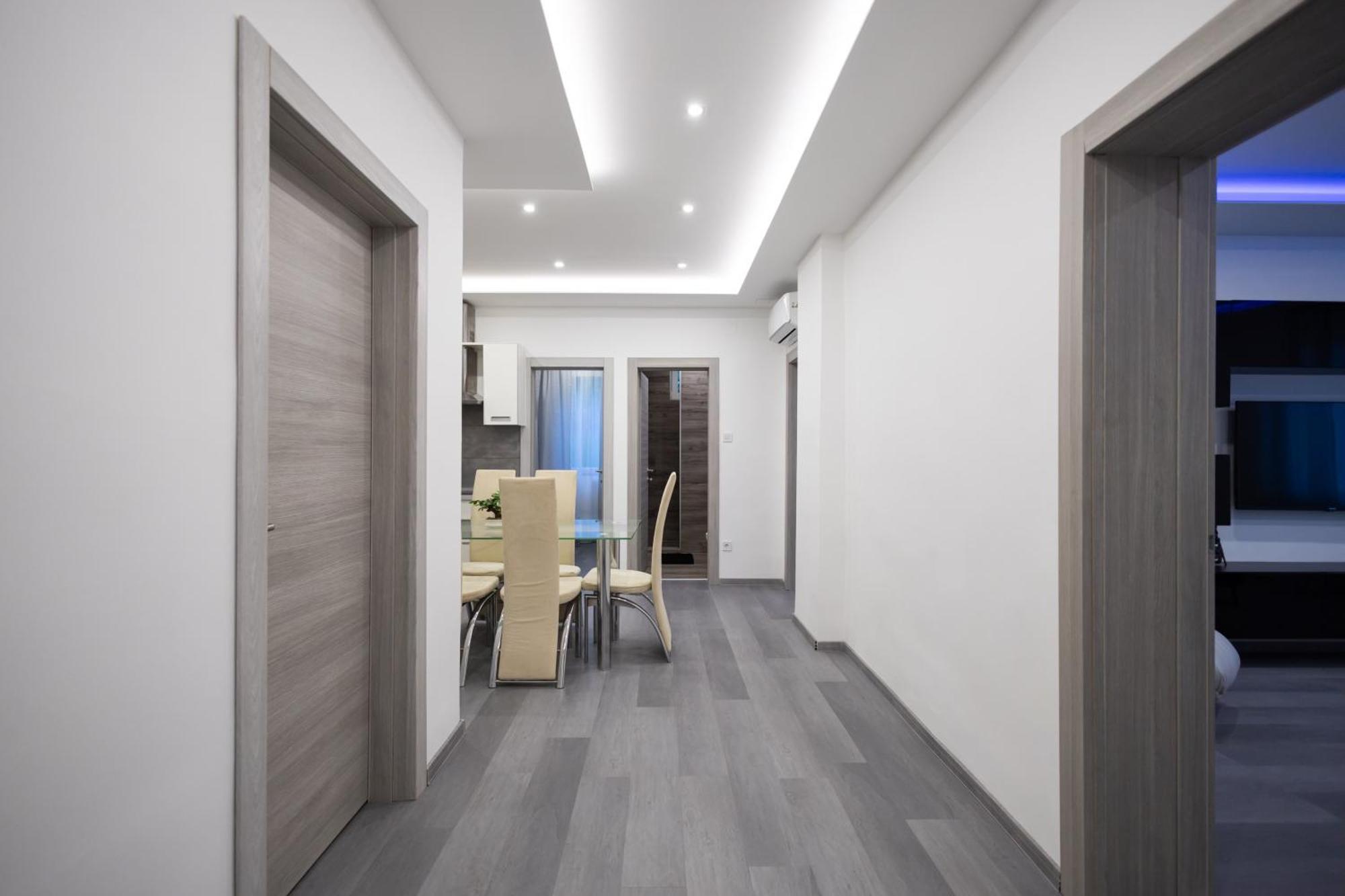 Fonix Apartman Debrecen Buitenkant foto